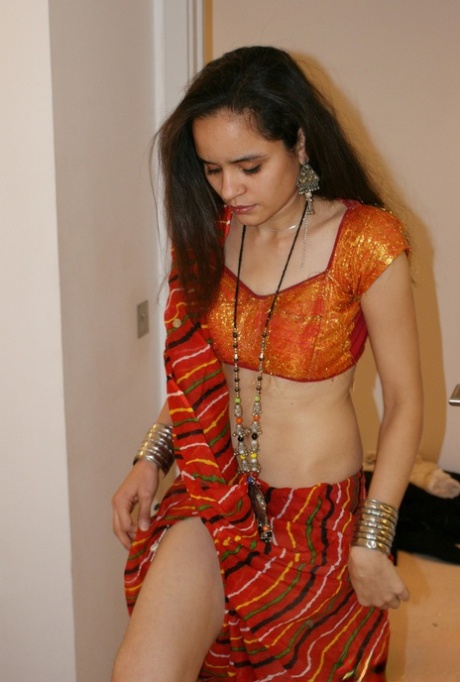 Jasmine Mathur porno image