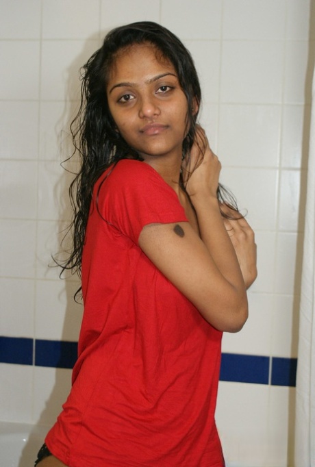 Divya Yogesh free pictures