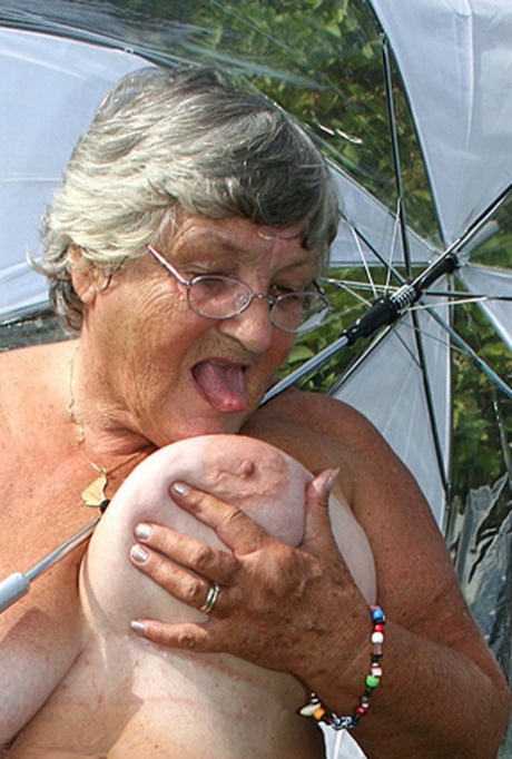 older women deep ass fucking dildo porno image 1
