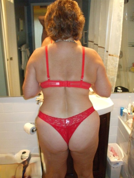 amateur granny fem xxx pic 1