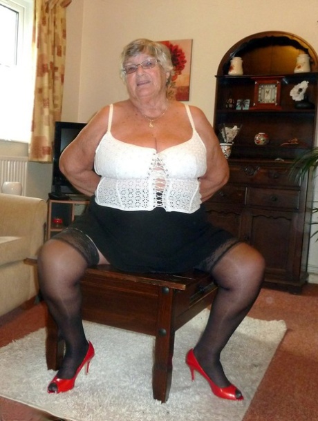 granny clampent porn pictures 1