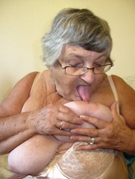 granny mexican nude gallery 1