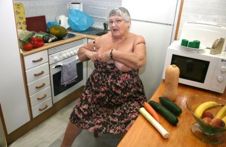 granny throws sex pic 1