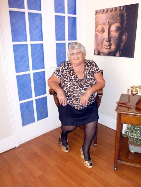 horny granny audition porno pics 1