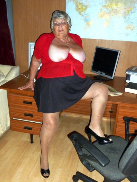 amateur webcam granny
