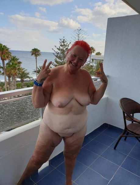 older women big natural boobs fuck porno picture 1