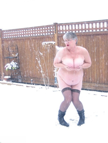 daily granny naughtytures nude gallery 1