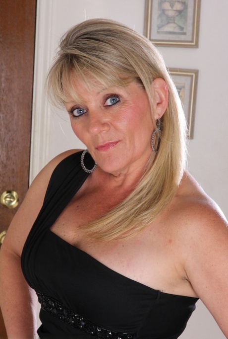 homemade mature mom