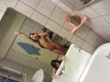 Megan Piper nude pic