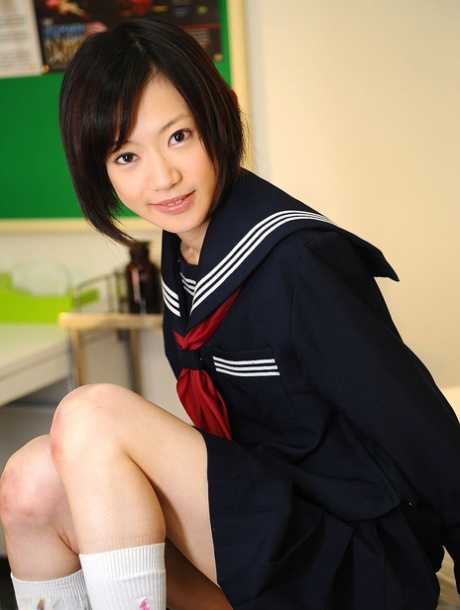 Aoba Itou hot photos