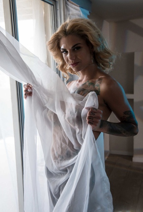Bonnie Rotten naked galleries