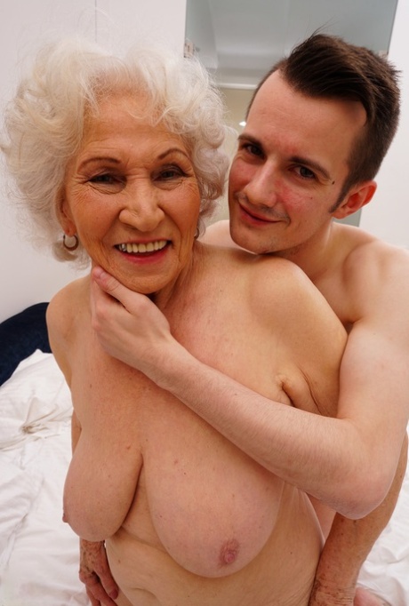 granny old hairy cunt xxx picture 1