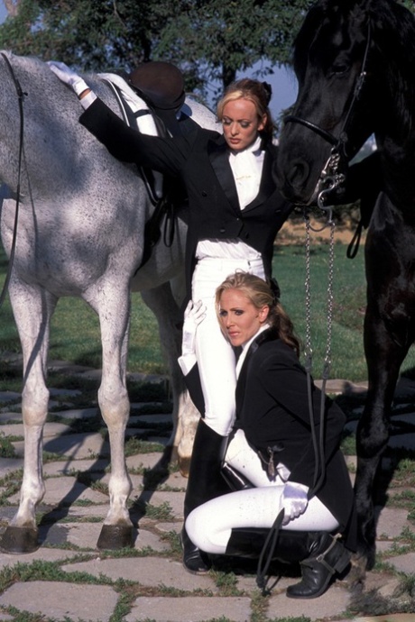 older women costumes