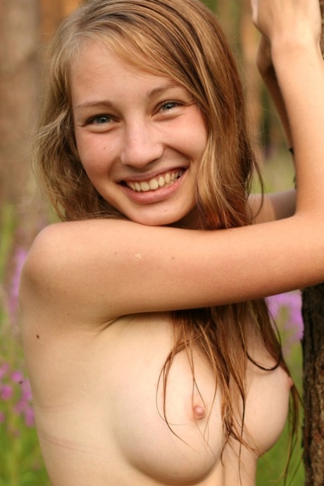 Mascha Tieken nude pic