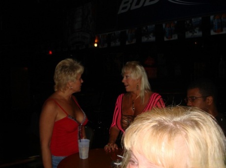 mature milfs spreading porno image 1