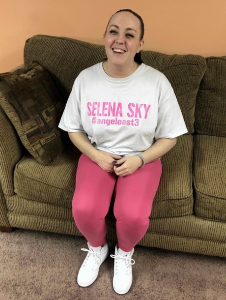 Selena Skye sex photo